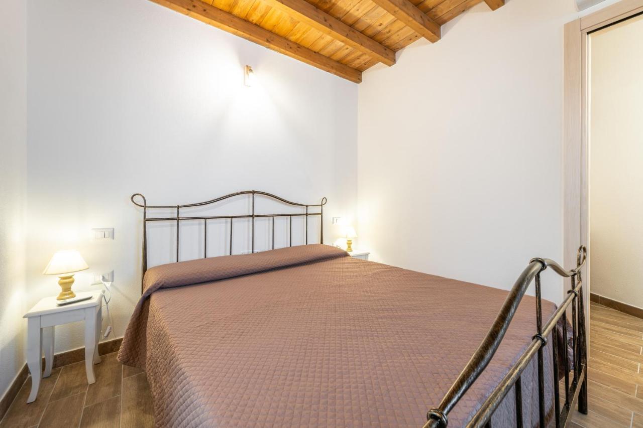 Casa Giovanna San Giovanni Suèrgiu Exteriör bild